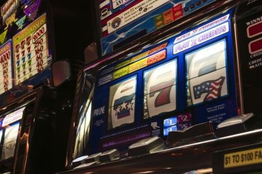Lightning Dice betting interface and game flow